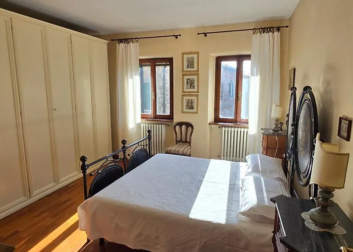Pinelli 23 Apartamento *