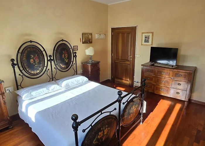 Pinelli 23 Apartamento
